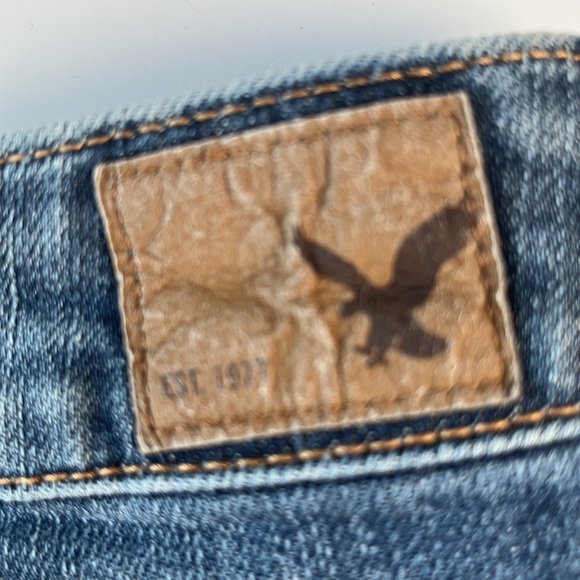 AMERICAN EAGLE Embellished Jean Shorts - Picture 4 of 10